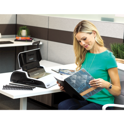 Брошурувальник ручний, А4, перфорує 15арк, зшиває 300арк, PULSAR+ A4, ТМ FELLOWES